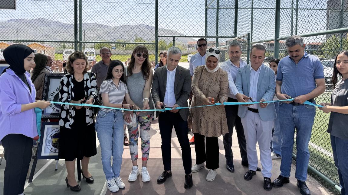 OKULUMUZDA YIL SONU BİLİM,SANAT VE SPOR ŞENLİĞİ DÜZENLENDİ
